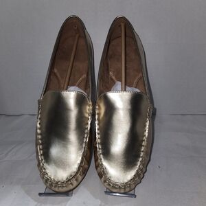 AEROSOLES Metallic Gold Moccasins for Women